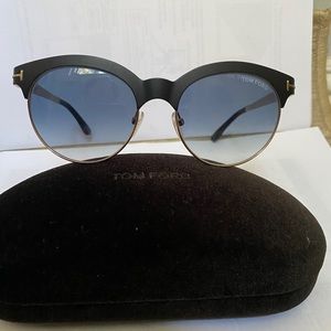 Fabulous Tom Ford sunglasses